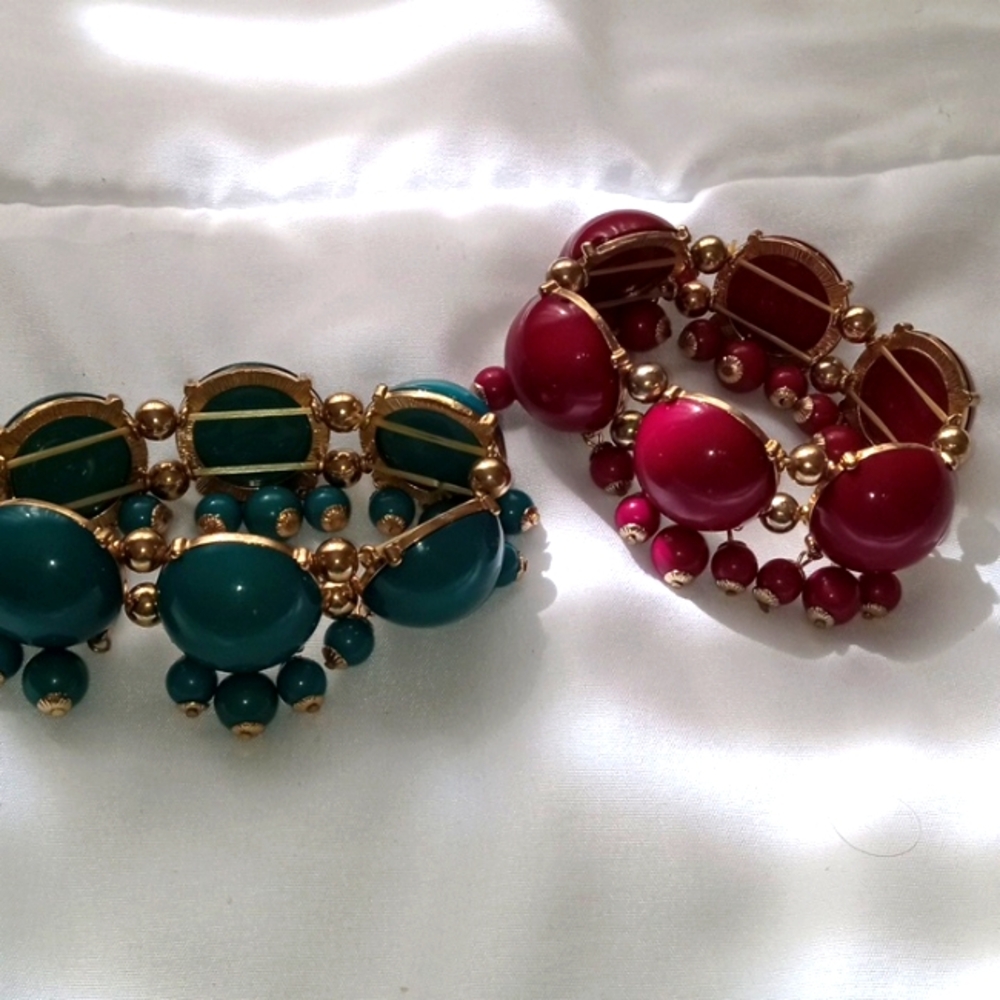 2 Dangle Bracelets - Picture 2 of 3
